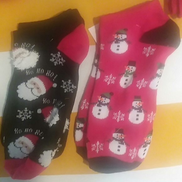 Bundle of Holiday Socks - Picture 3 of 9